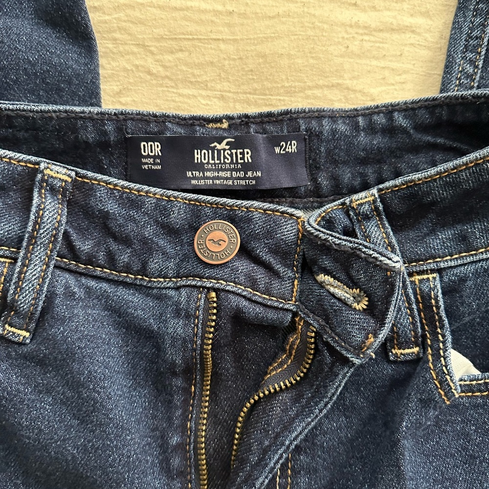hollister dark wash dad jean